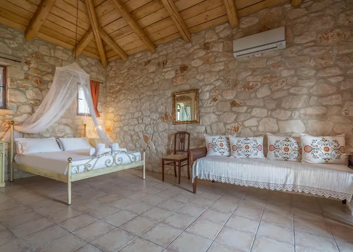 Myrties Stone Houses - Ta Petrina